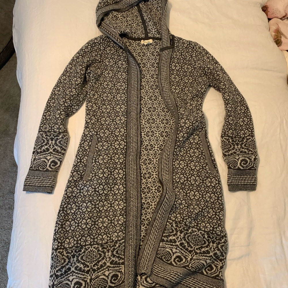 Extra long knit jacket